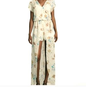 💚5/$25 Floral Romper Flowy Maxi Top Dress Shorts Combo Size Medium